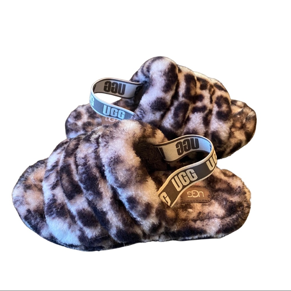Girls, Ugg slide, size 3, natural